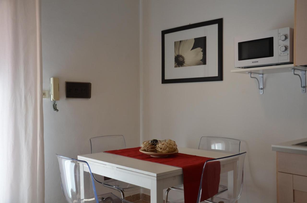 La Dimora Delle Begonie Apartment เชฟาลู ภายนอก รูปภาพ